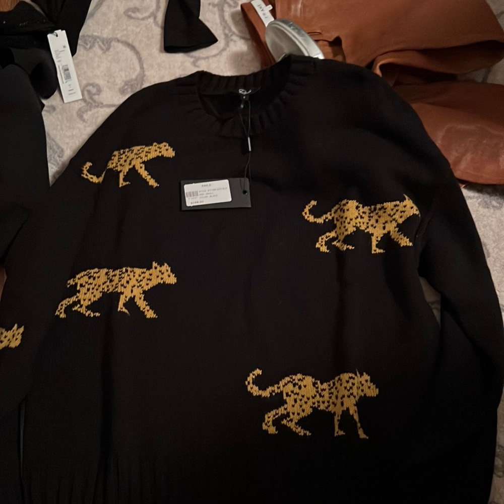 Sweater